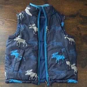 Hatley Reversible Vest Blue/Moose Print Size 2 Outerwear